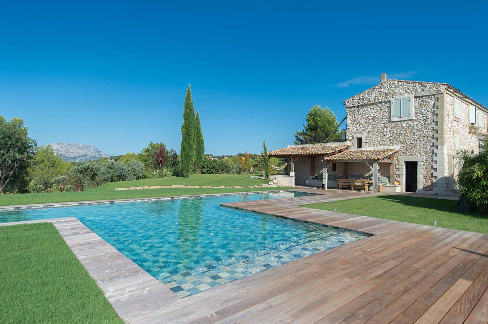 Property with swimming pool and activities in Aix-en-Provence - Villa “Les Anges”